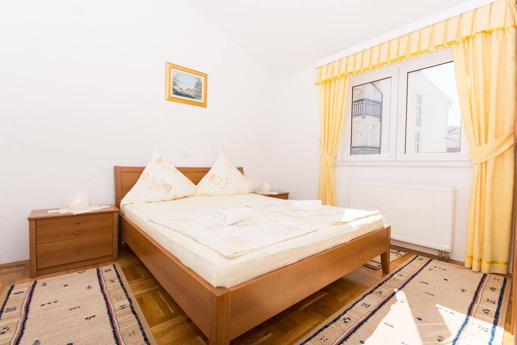 Villa Snjezana Трогир Экстерьер фото